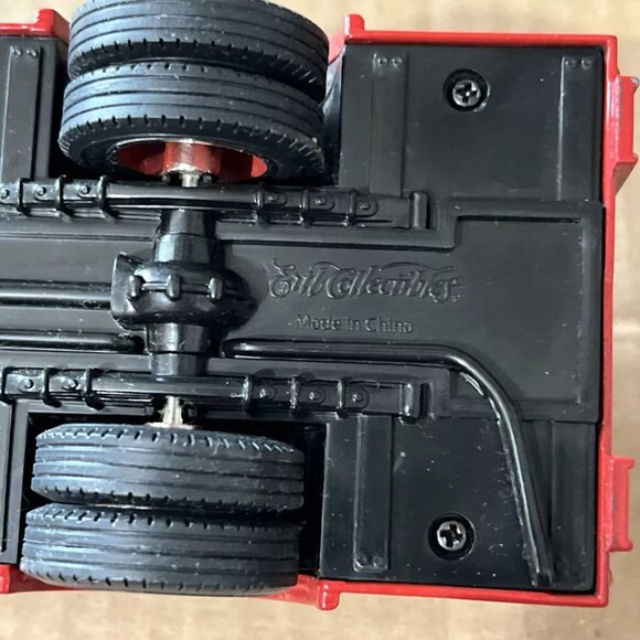 Texaco 1939 STUDEBAKER Tanker Truck Coin Bank #22 Serie Die Cast 1/25 Scale 2005 - Picture 5 of 8